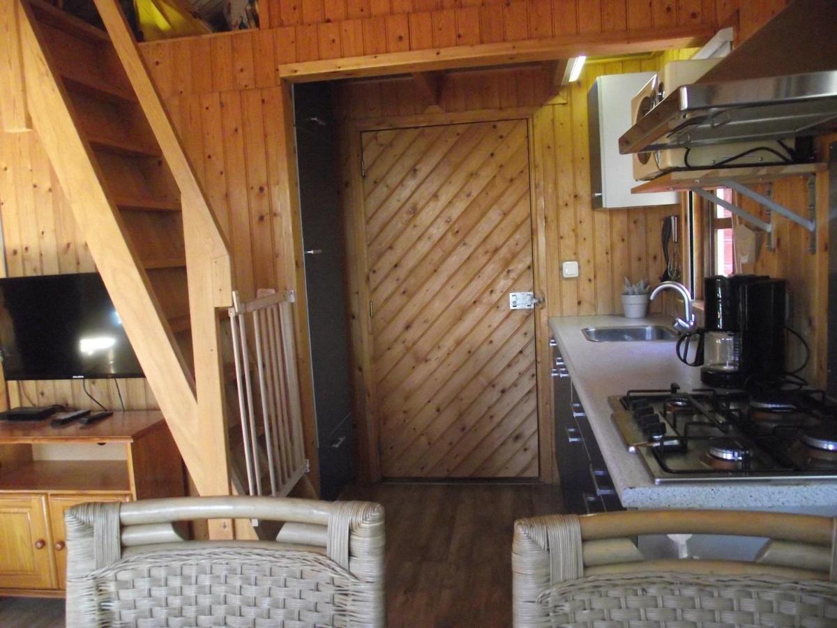 Vakantiehuisjes Landgoed Sonneborghe Kollumerzwaag Ngoại thất bức ảnh