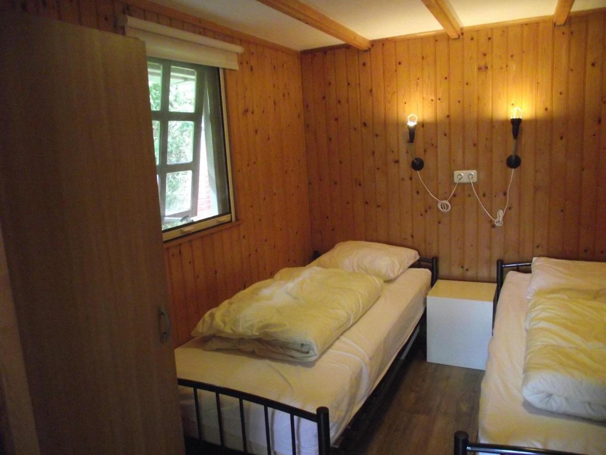 Vakantiehuisjes Landgoed Sonneborghe Kollumerzwaag Ngoại thất bức ảnh