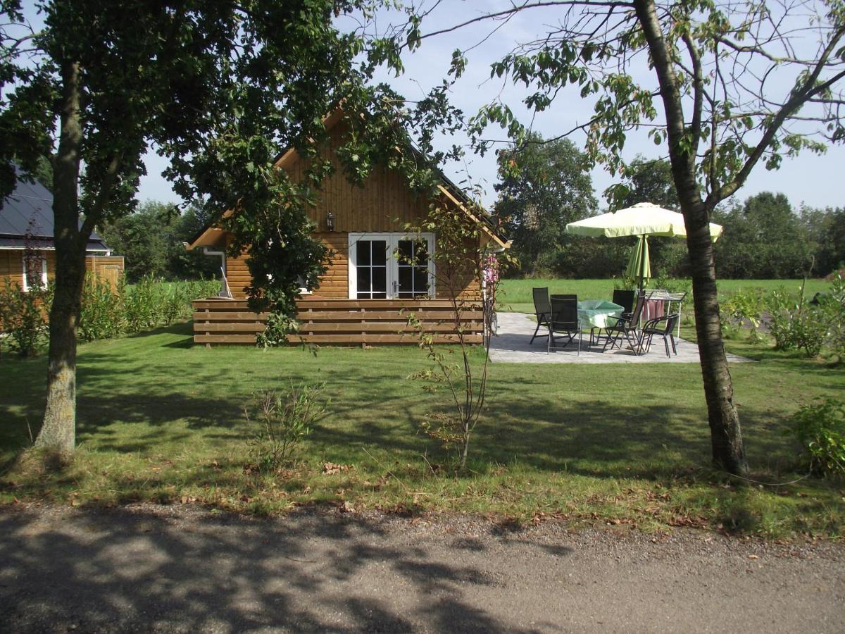 Vakantiehuisjes Landgoed Sonneborghe Kollumerzwaag Ngoại thất bức ảnh