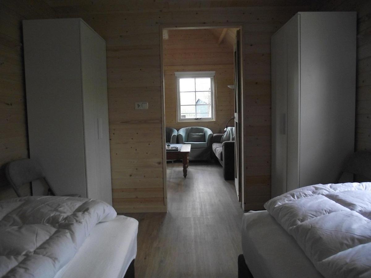 Vakantiehuisjes Landgoed Sonneborghe Kollumerzwaag Ngoại thất bức ảnh