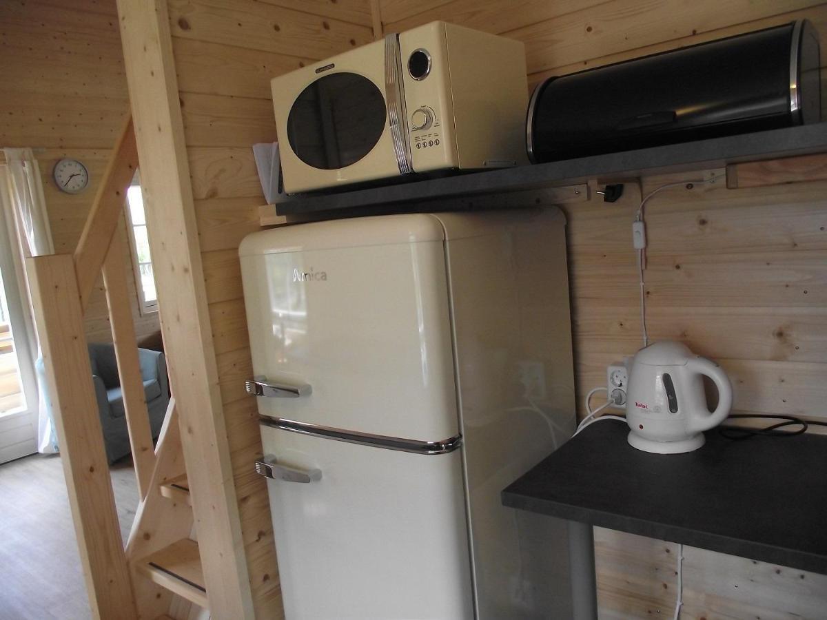 Vakantiehuisjes Landgoed Sonneborghe Kollumerzwaag Ngoại thất bức ảnh
