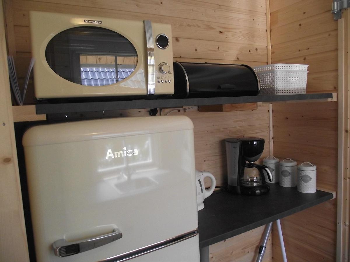 Vakantiehuisjes Landgoed Sonneborghe Kollumerzwaag Ngoại thất bức ảnh